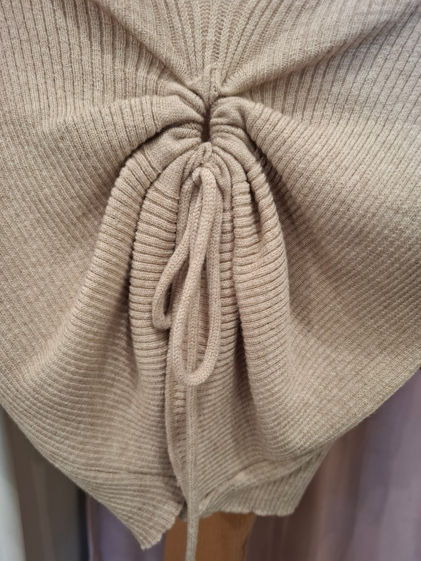 Maglia crop a costine