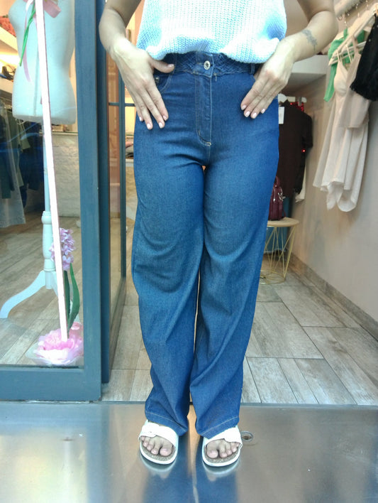 Jeans a gamba larga vita alta
