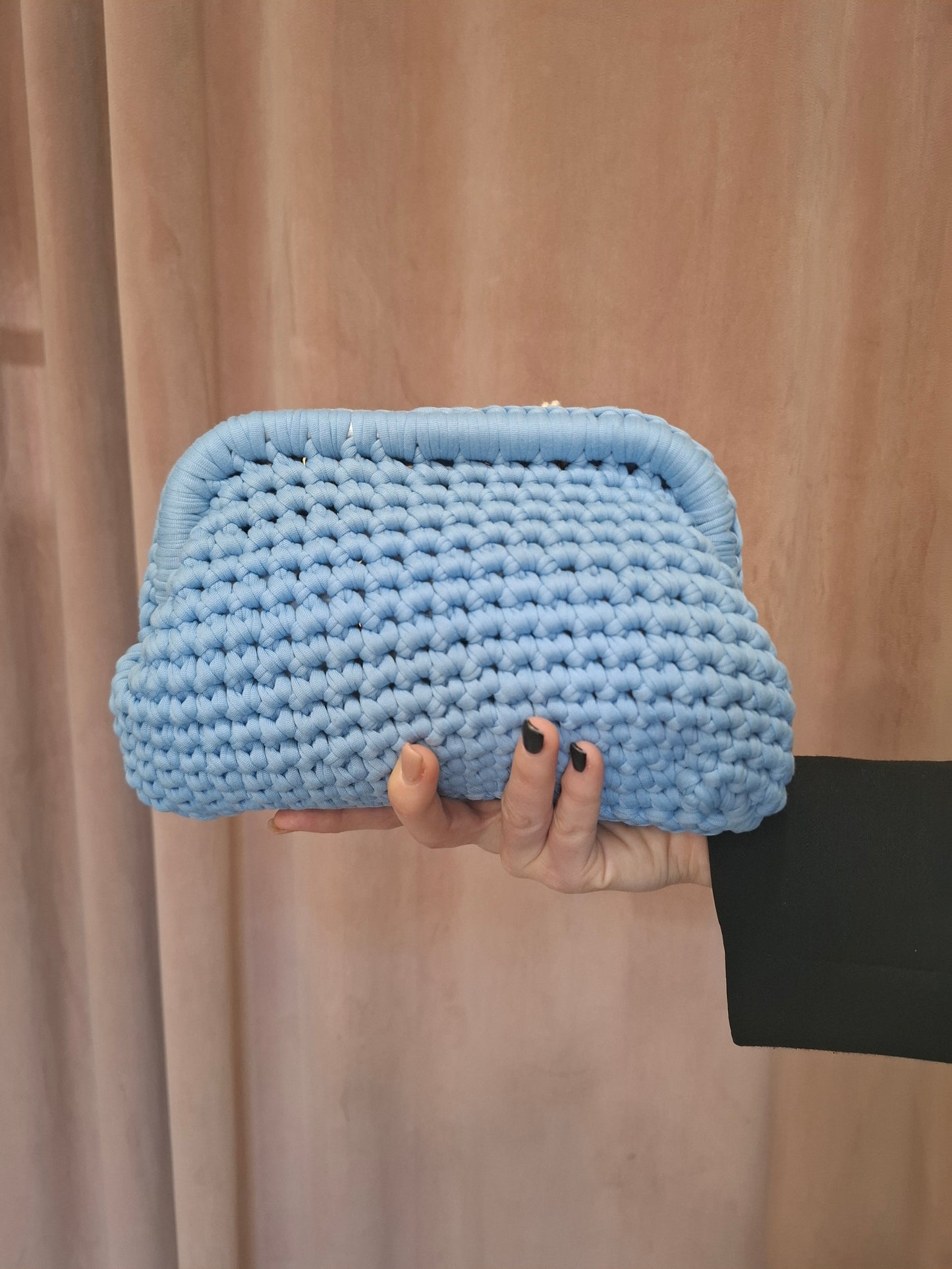 Borsa a mano in maglia